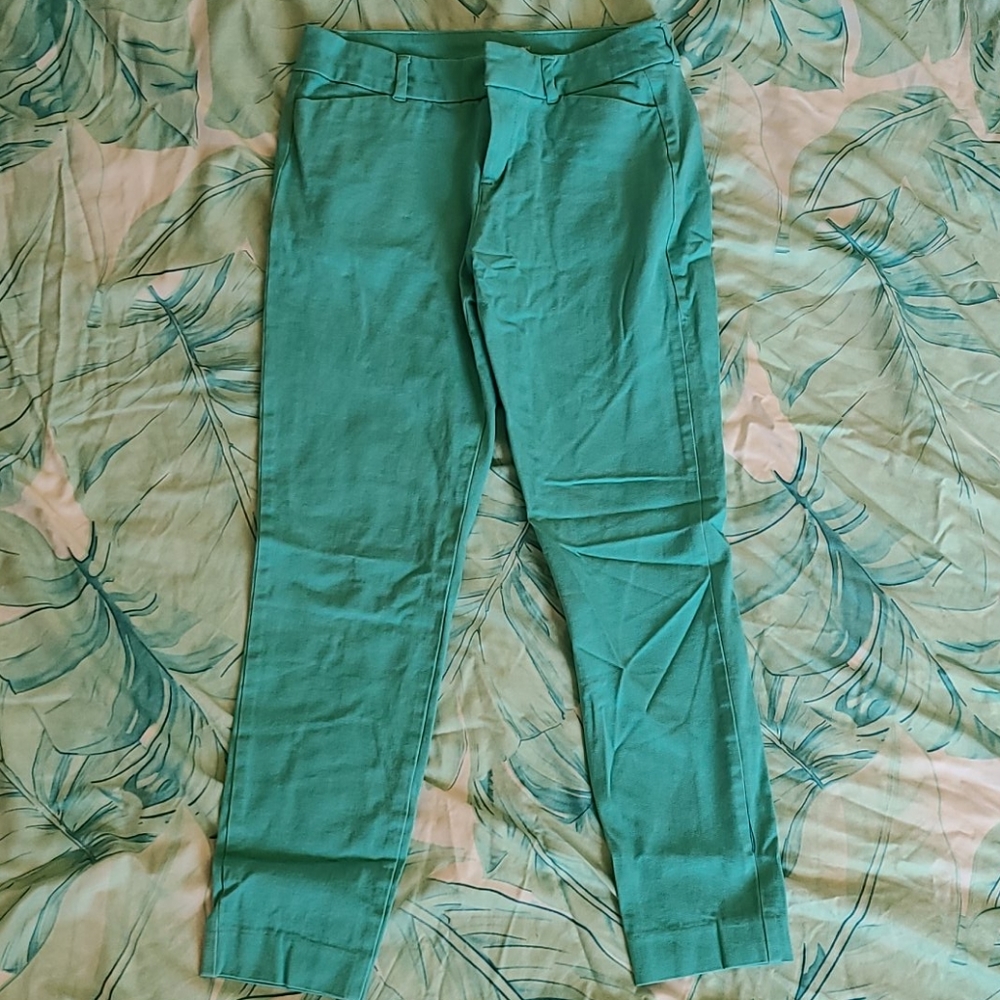 Pixie crop pant